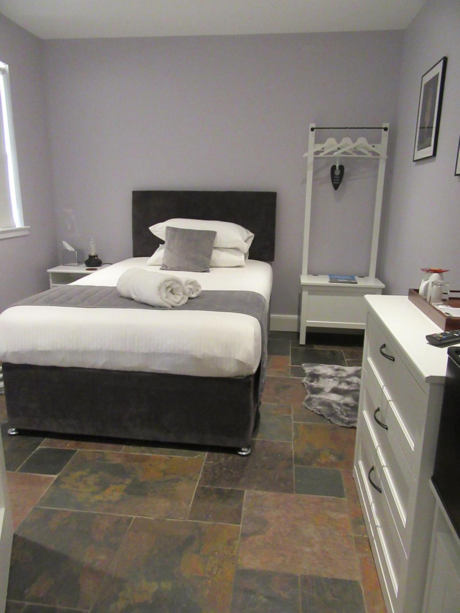 Taigh Duitseach Bed & Breakfast Portree Exterior photo